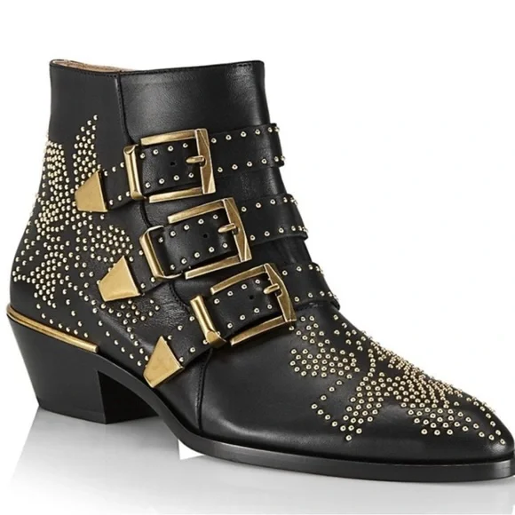 $1350 Chloé Susanna Studded Leather Ankle Boots, 39 - Picture 1 of 9